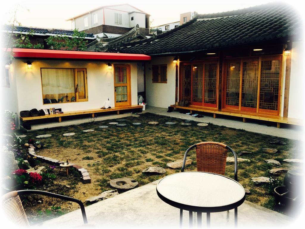 Jeonju Indigo Hanok Guesthouse Rom bilde