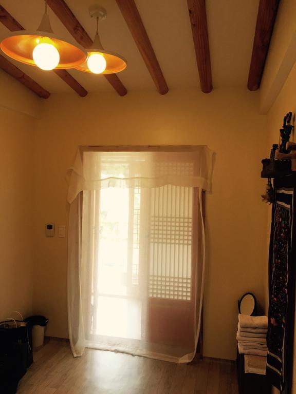 Jeonju Indigo Hanok Guesthouse Rom bilde